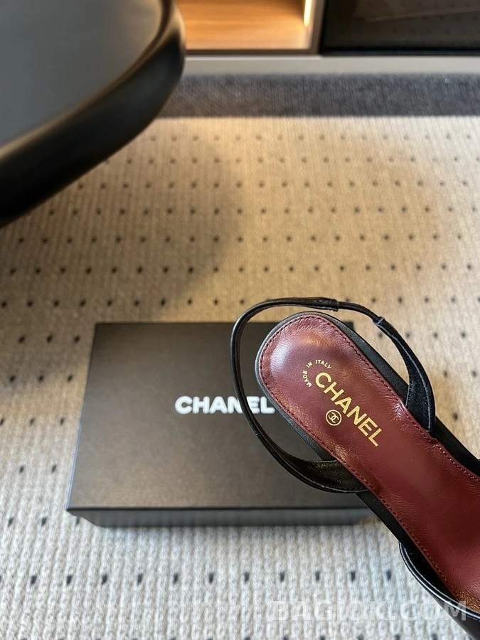 샤넬 샤넬 더블 C 캡토 슬링백 힐 상세 이미지