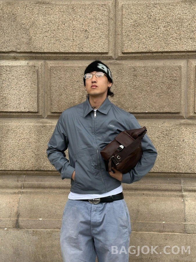 프라다 프라다 테크 코튼 집업 자켓 상세 이미지