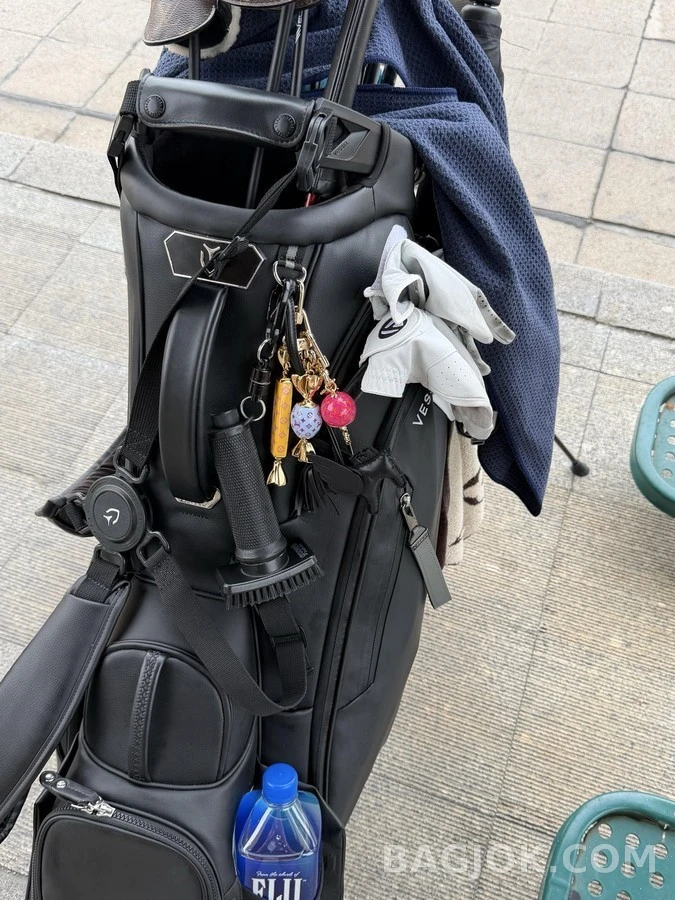 루이비통 루이비통 롤리팝 모노그램 키링 상세 이미지