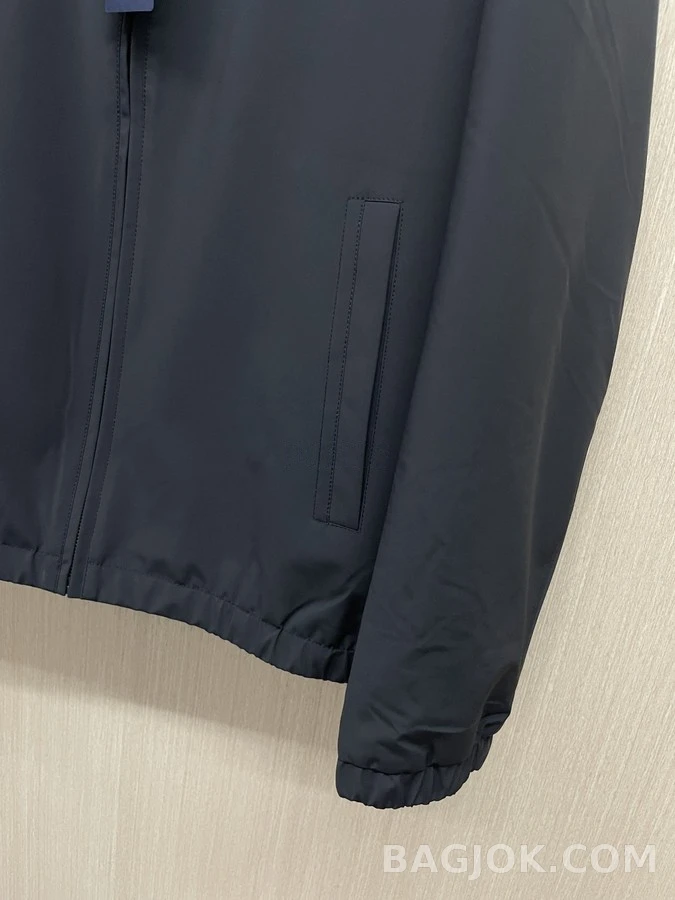 프라다 프라다 로고 칼라 패딩 자켓 상세 이미지