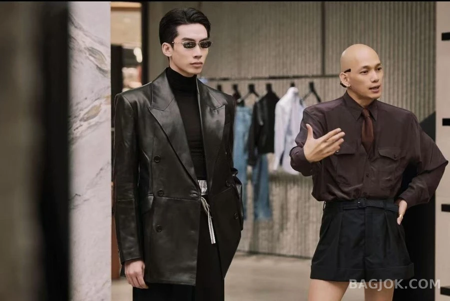 생로랑 세인트로랑 더블 브레스트 레더 자켓 상세 이미지