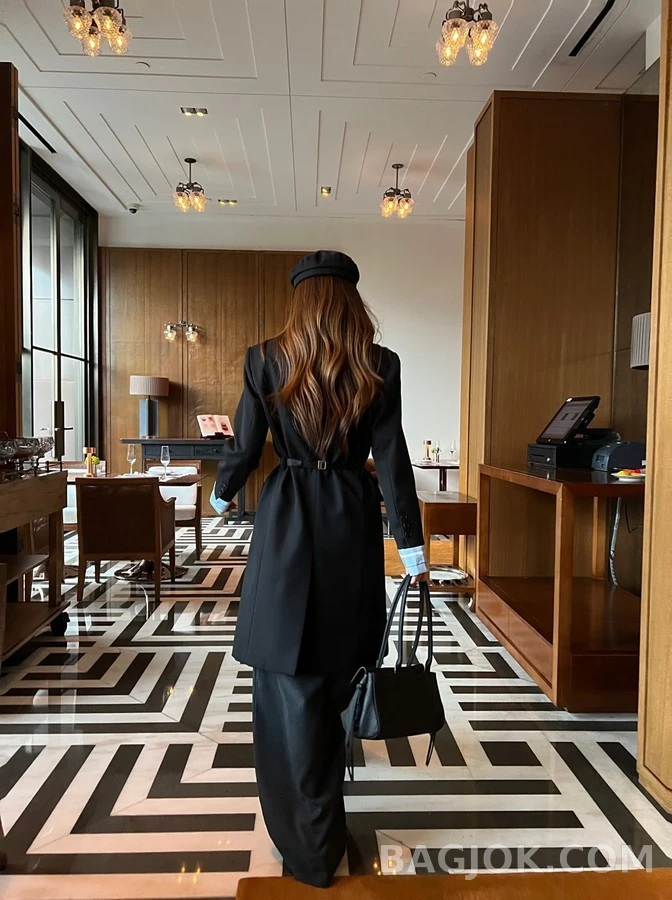 프라다 프라다 장식 칼라 벨티드 자켓 상세 이미지