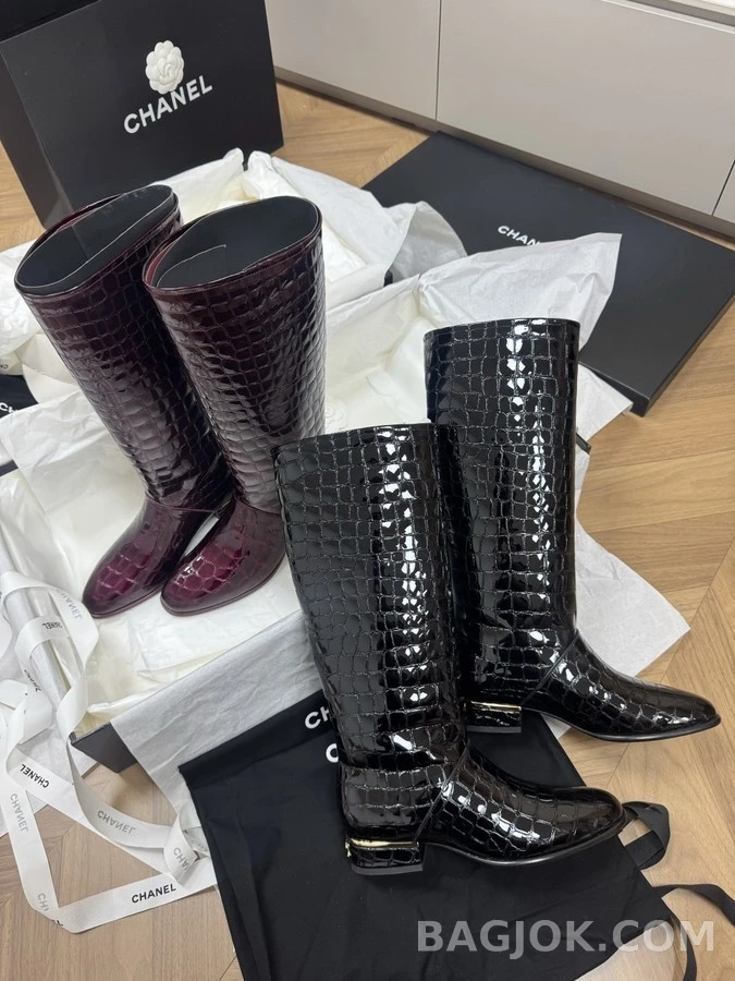 샤넬 샤넬 악어 엠보싱 에나멜 롱 부츠 상세 이미지