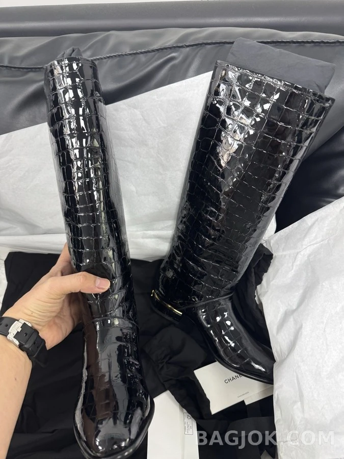 샤넬 샤넬 악어 엠보싱 페이턴트 롱부츠 상세 이미지