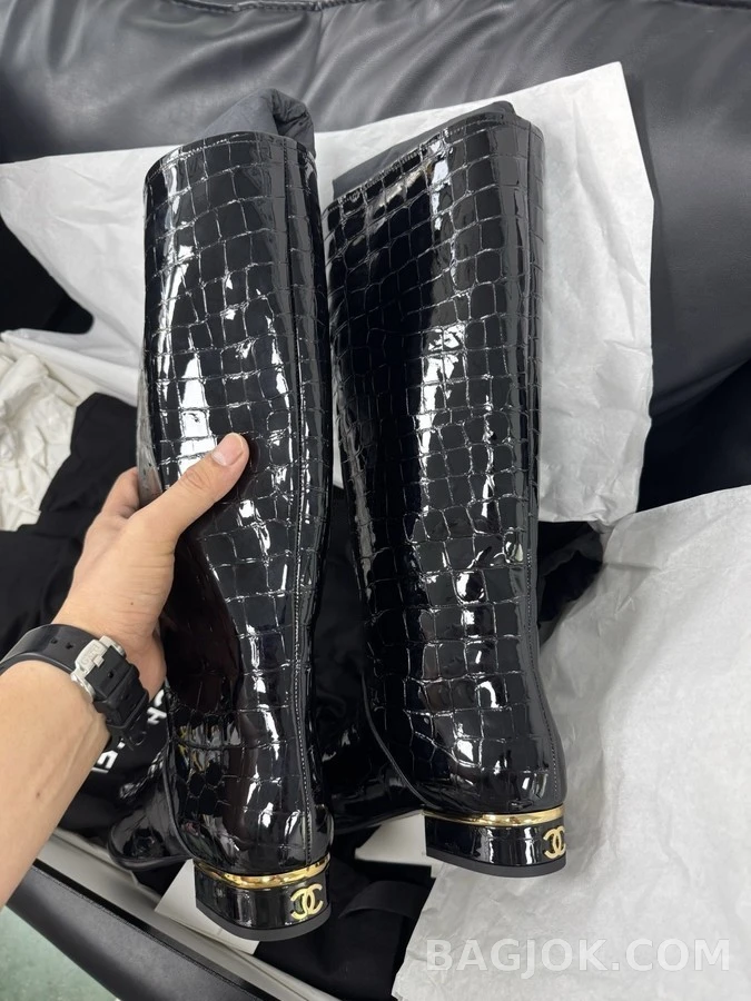 샤넬 샤넬 악어 엠보싱 페이턴트 롱부츠 상세 이미지