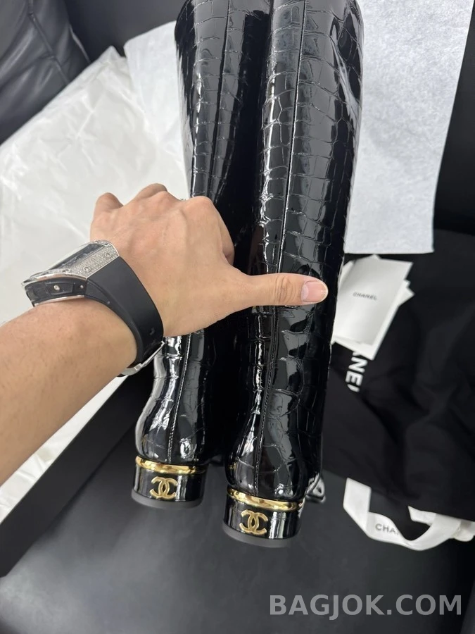 샤넬 샤넬 악어 엠보싱 페이턴트 롱부츠 상세 이미지