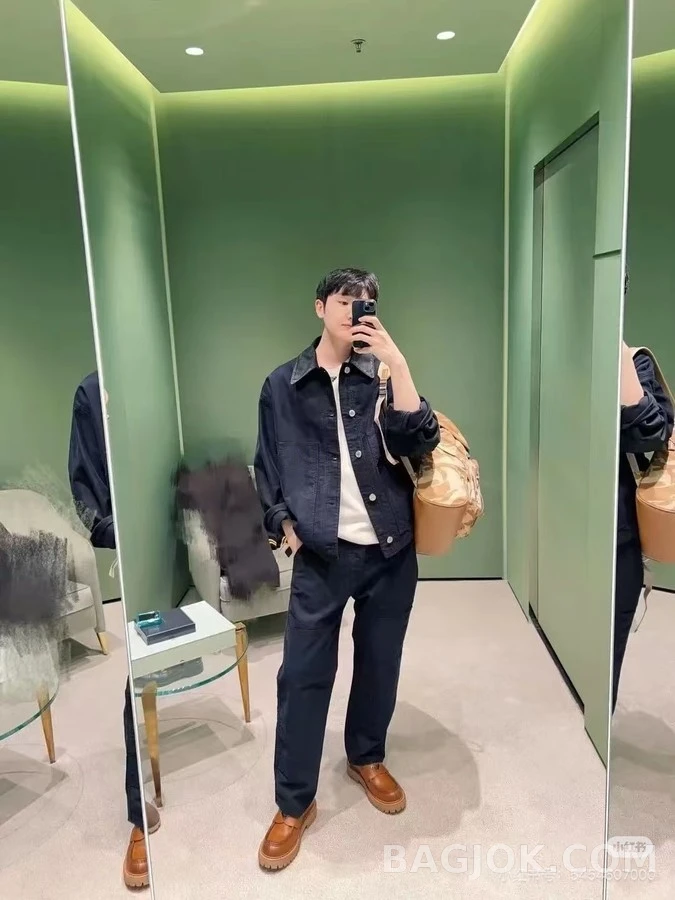 프라다 프라다 칼라 배색 자켓 상세 이미지