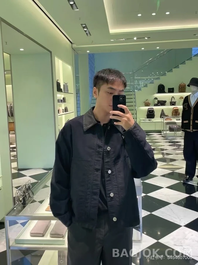 프라다 프라다 칼라 배색 자켓 상세 이미지