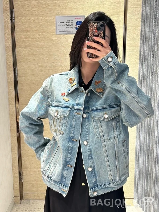 루이비통 루이비통 와펜 장식 워시드 데님 자켓 상세 이미지