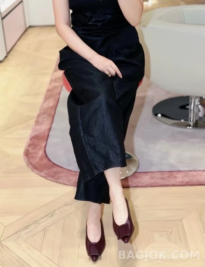 로저 비비에 로저비비에 Dorsay 버클 펌프스 상세 이미지
