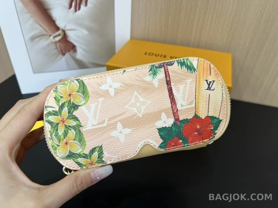 루이비통 루이비통 트로피컬 모노그램 안경 케이스 상세 이미지