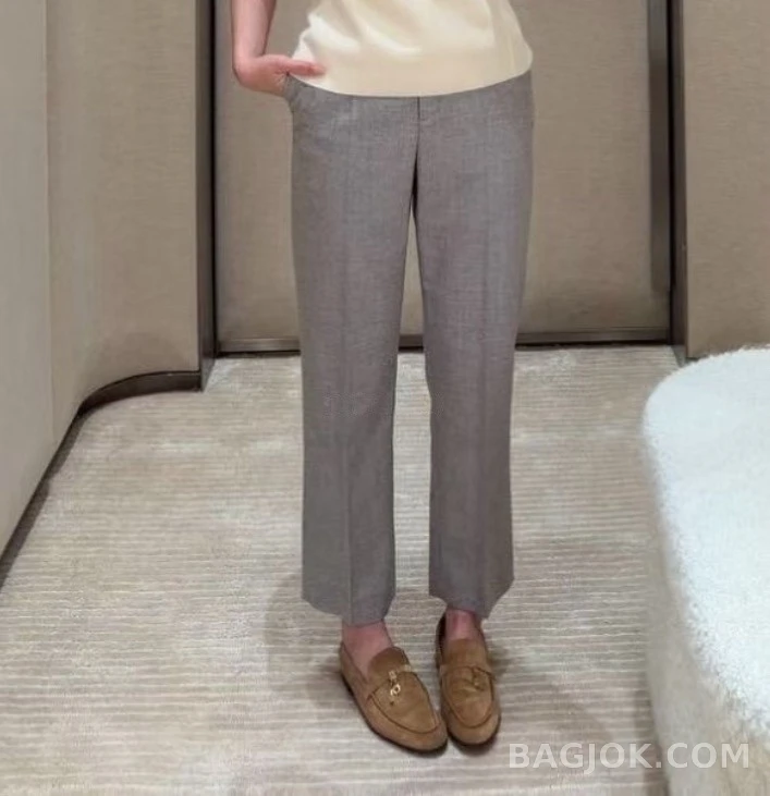 로로피아나 로로피아나 스웨이드 버클 로퍼 상세 이미지