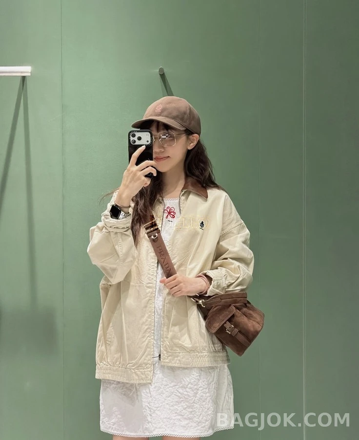 프라다 프라다 가죽 칼라 엠블럼 하링턴 자켓 상세 이미지
