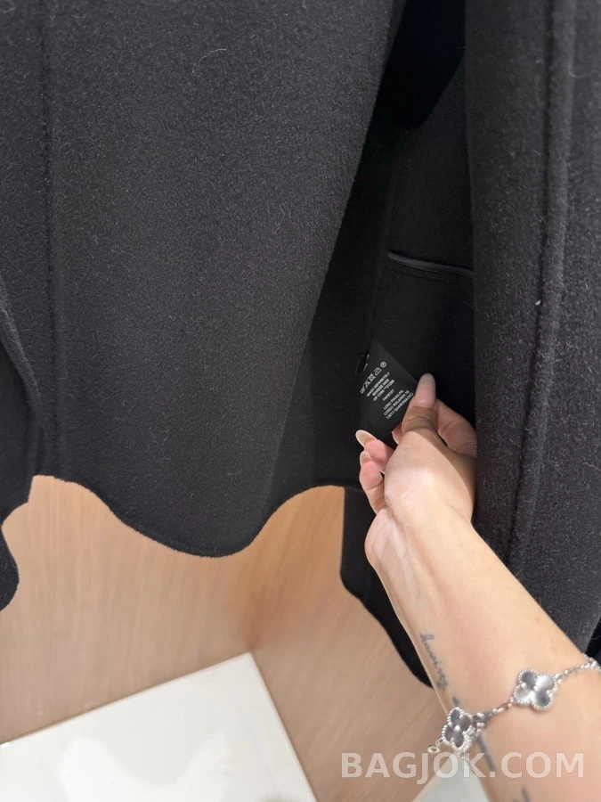 로로피아나 로로피아나 숄칼라 크롭 자켓 상세 이미지