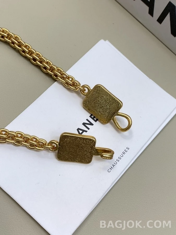 샤넬 샤넬 빈티지 글래스 클로버 펜던트 목걸이 상세 이미지