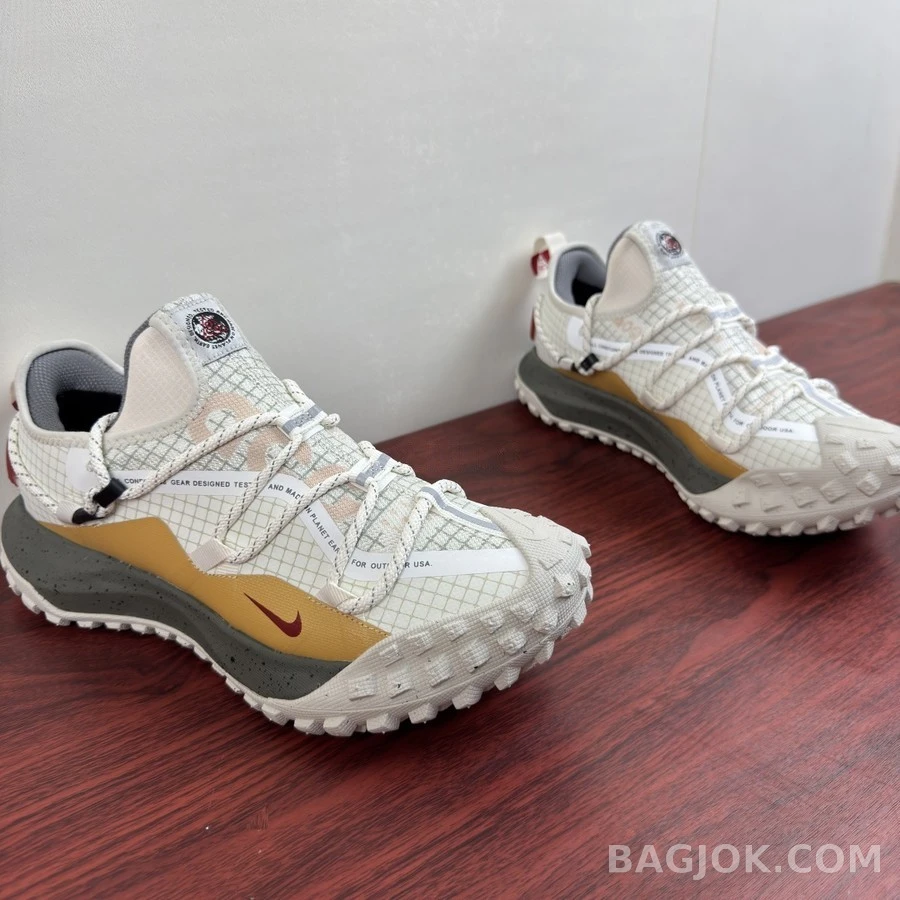나이키 나이키 ACG 트렉스 로우탑 스니커즈 상세 이미지