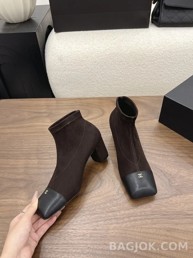샤넬 샤넬 로고 캡토 앵클 부츠 상세 이미지