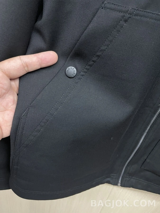 몽클레어 몽클레어 카라 워크웨어 다운 자켓 상세 이미지
