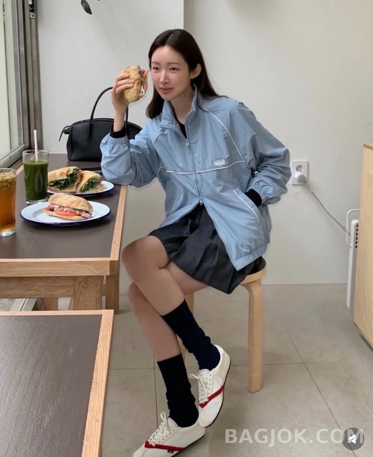 셀린느 셀린느 V라인 스니커즈 상세 이미지