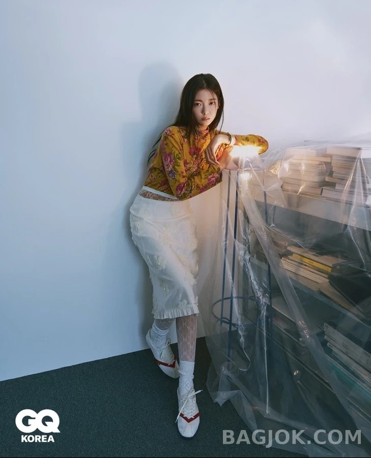 셀린느 셀린느 V라인 스니커즈 상세 이미지