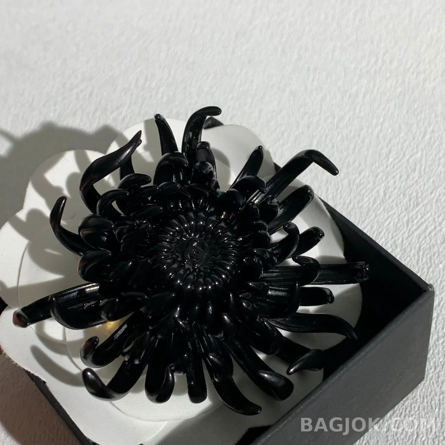 샤넬 샤넬 국화 브로치 상세 이미지