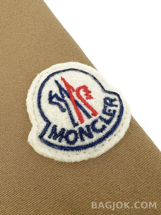 몽클레어 몽클레어 로고 포켓 집업 자켓 상세 이미지