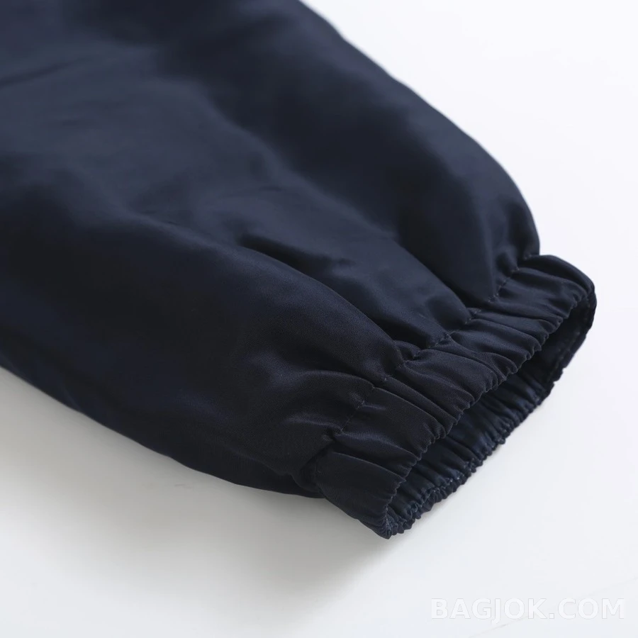 펜디 펜디 자수 로고 리버서블 후드 패딩 상세 이미지