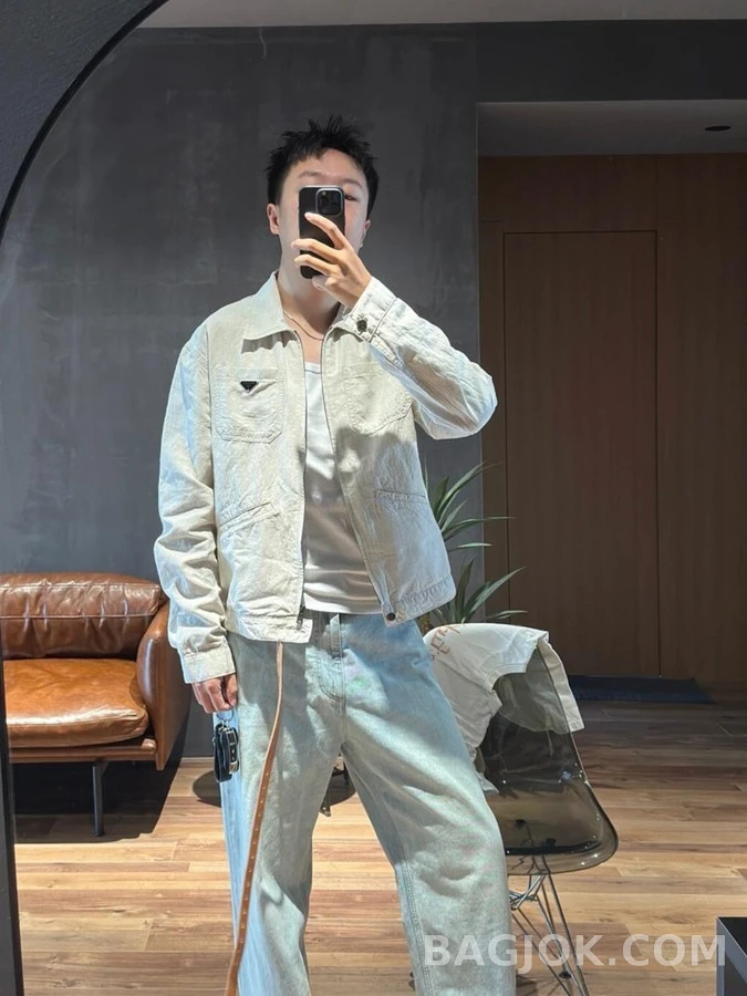 프라다 프라다 삼각 로고 코튼 블렌드 자켓 상세 이미지