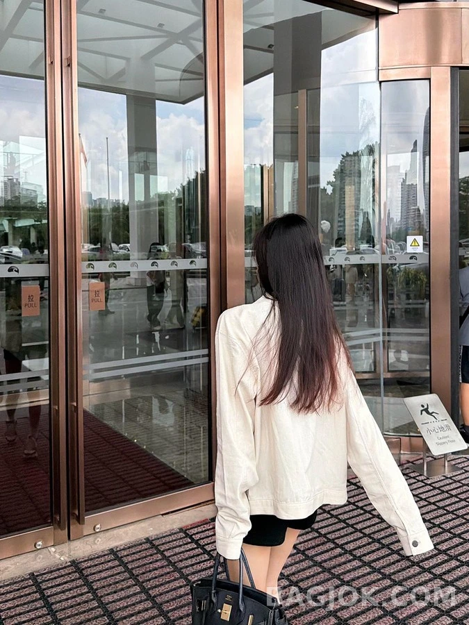 프라다 프라다 삼각 로고 코튼 블렌드 자켓 상세 이미지