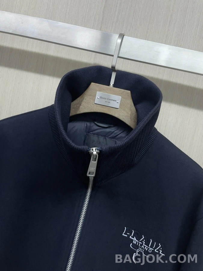 프라다 프라다 아트 프린트 하이넥 야구 자켓 상세 이미지