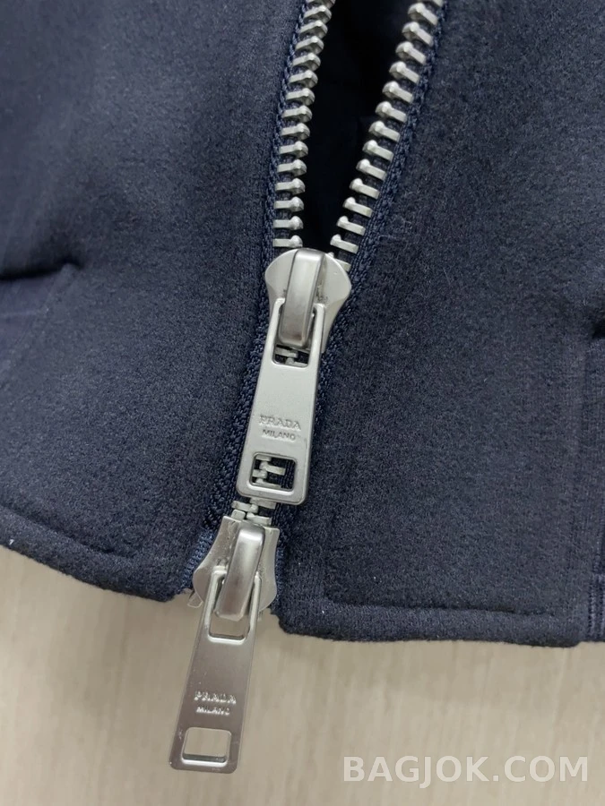 프라다 프라다 아트 프린트 하이넥 야구 자켓 상세 이미지