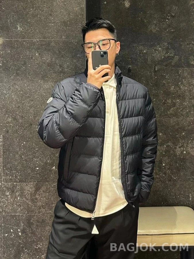 몽클레어 몽클레어 숏 패딩 자켓 상세 이미지
