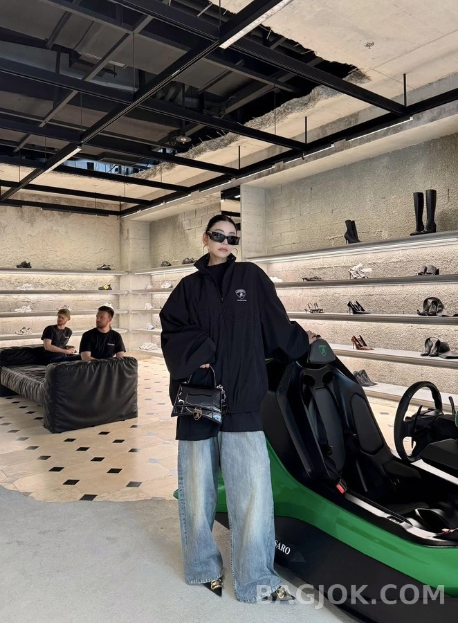 발렌시아가 발렌시아가 람보르기니 자수 자켓 상세 이미지