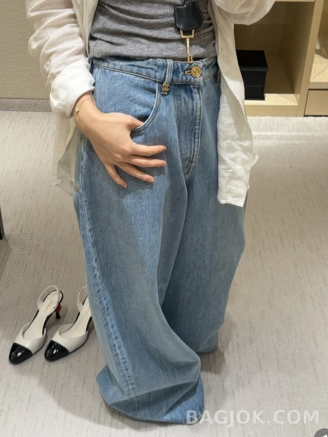샤넬 샤넬 카멜리아 장식 투톤 슬링백 플랫 상세 이미지