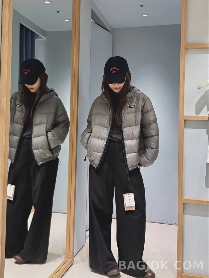 미우미우 미우미우 후드 숏 패딩 상세 이미지