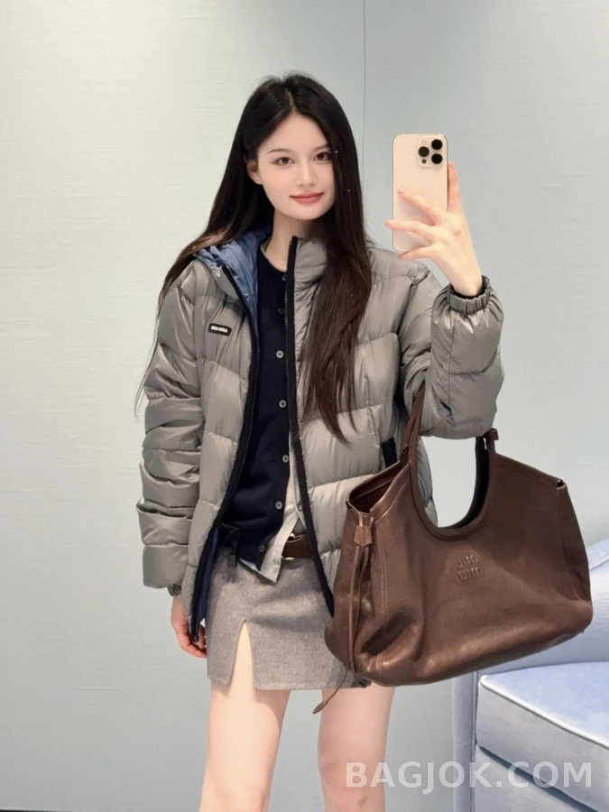 미우미우 미우미우 후드 숏 패딩 상세 이미지