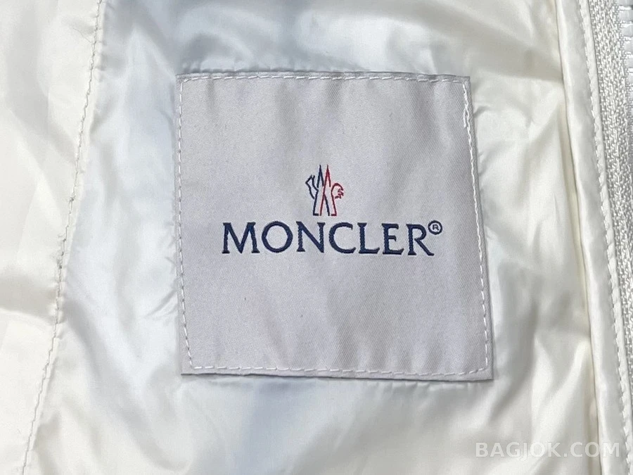 몽클레어 몽클레어 경량 쇼트 푸퍼 자켓 상세 이미지