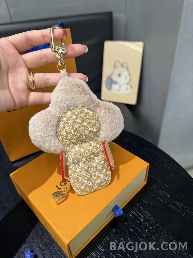 루이비통 루이비통 비비엔느 퍼 선글라스 키링 상세 이미지