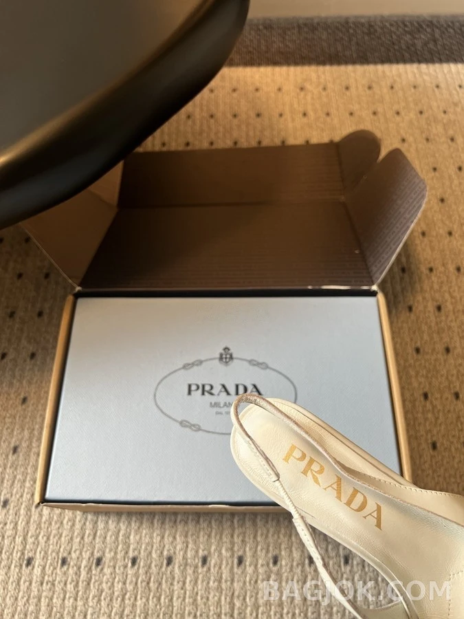 프라다 프라다 프린지 보우 슬링백 힐 상세 이미지