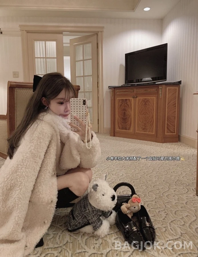 샤넬 샤넬 뾰족코 페이턴트 로퍼 상세 이미지