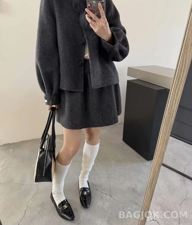 샤넬 샤넬 뾰족코 페이턴트 로퍼 상세 이미지