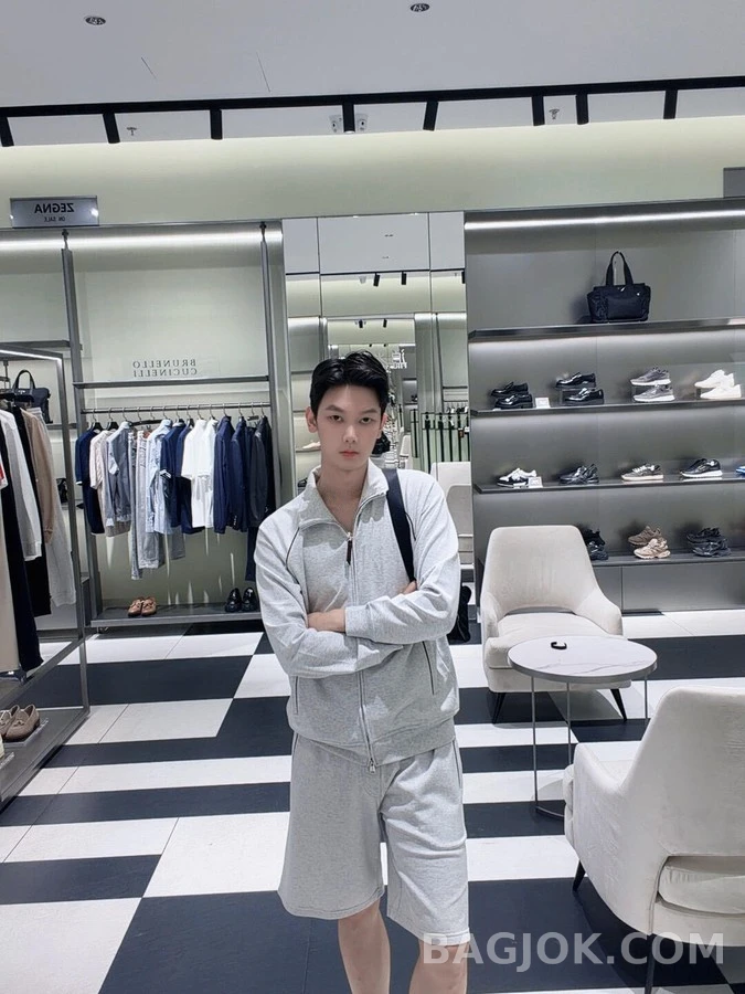브루넬로 쿠치넬리 브루넬로 쿠치넬리 스탠드 칼라 집업 맨투맨 상세 이미지