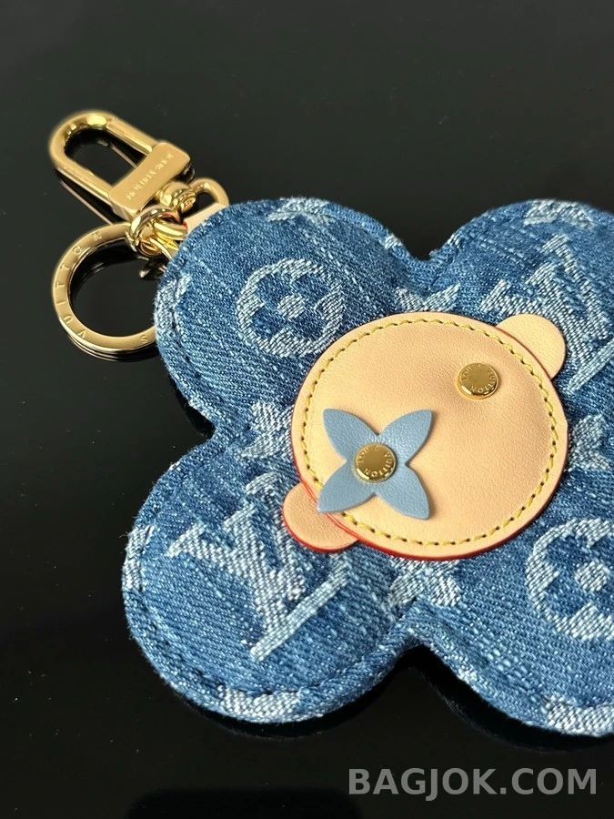 루이비통 루이비통 데님 모노그램 플라워 키링 상세 이미지