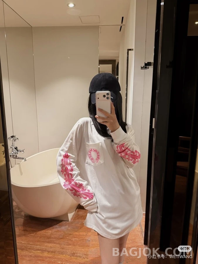 크롬하츠 크롬하츠 호스슈 크로스 긴팔 티셔츠 상세 이미지