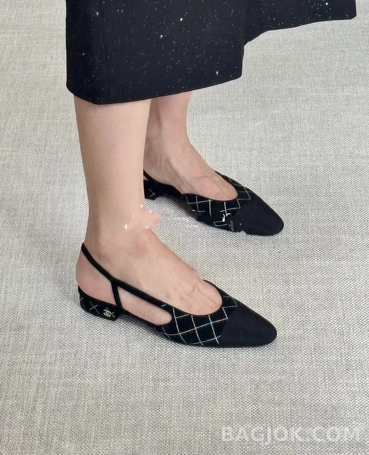 샤넬 샤넬 수술 장식 퀼팅 슬링백 플랫 상세 이미지