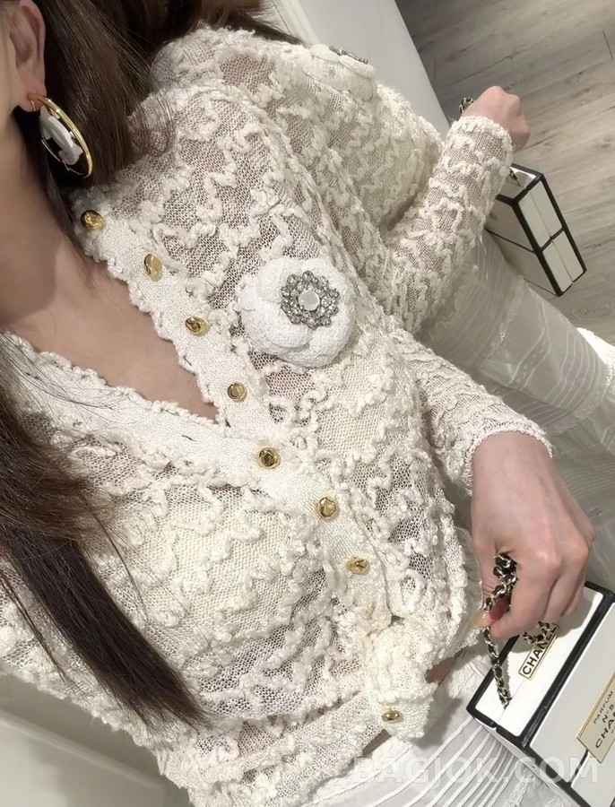 샤넬 샤넬 물결 펀칭 니트 가디건 상세 이미지