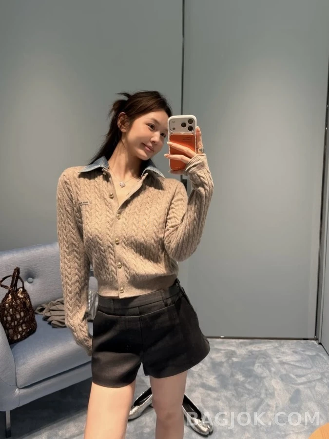 미우미우 미우미우 데님 칼라 케이블 가디건 상세 이미지