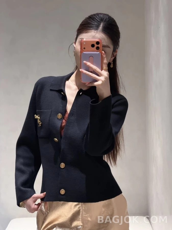 생로랑 세인트로랑 카라 버튼 가디건 상세 이미지