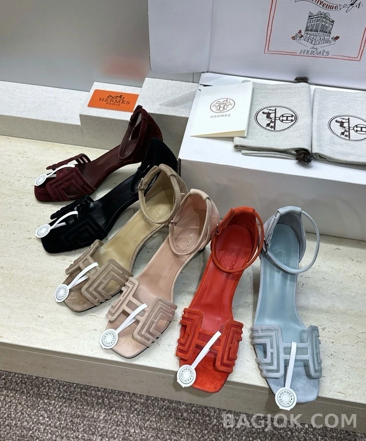 에르메스 에르메스 기하학 스트랩 힐 상세 이미지