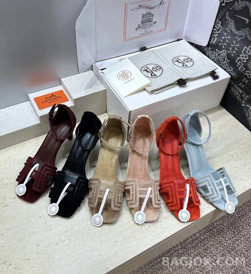 에르메스 에르메스 기하학 스트랩 힐 상세 이미지